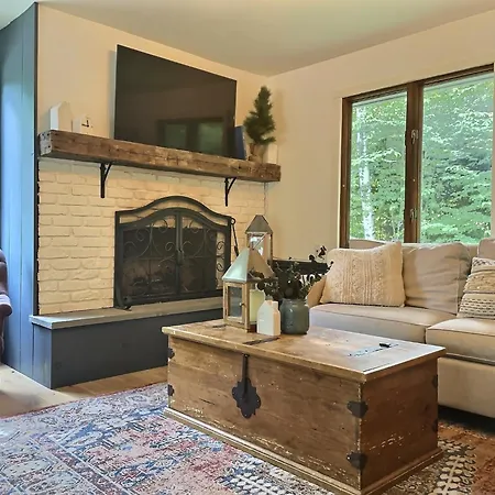 Bearleft- Ac, Pool, Hot Tub, Grill, Deck, Fireplace